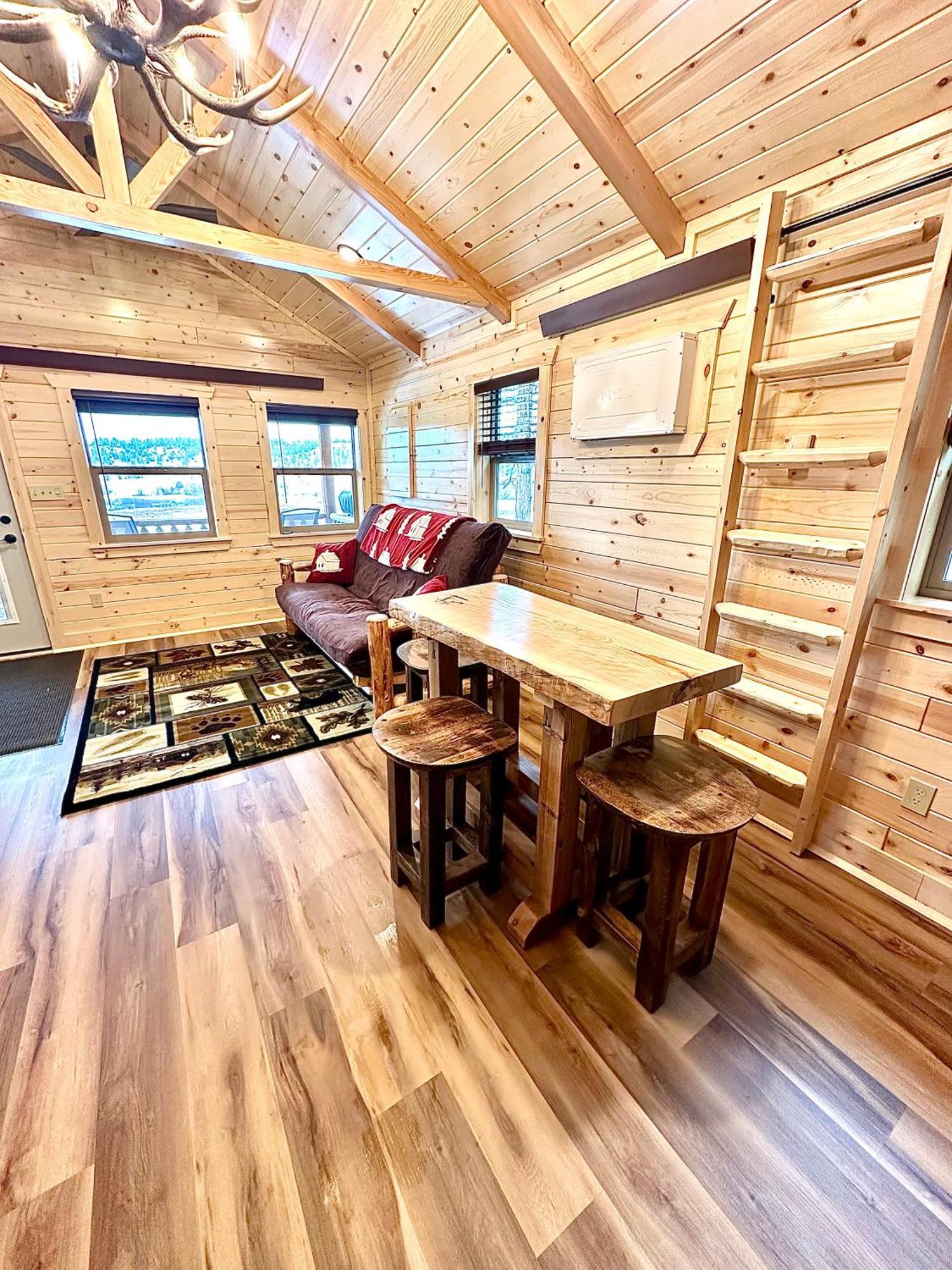 The Lodge At Devils Tower 外观 照片